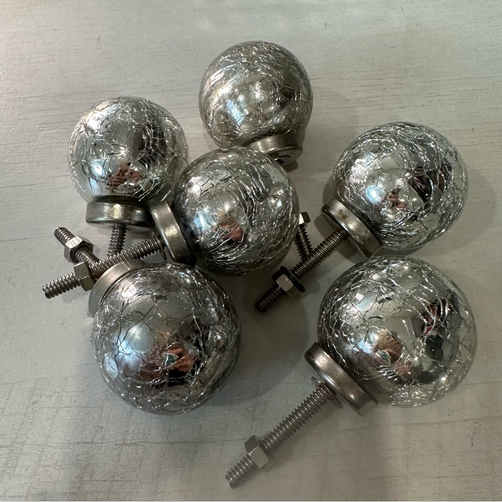 6 drawer knobs crackle glass design